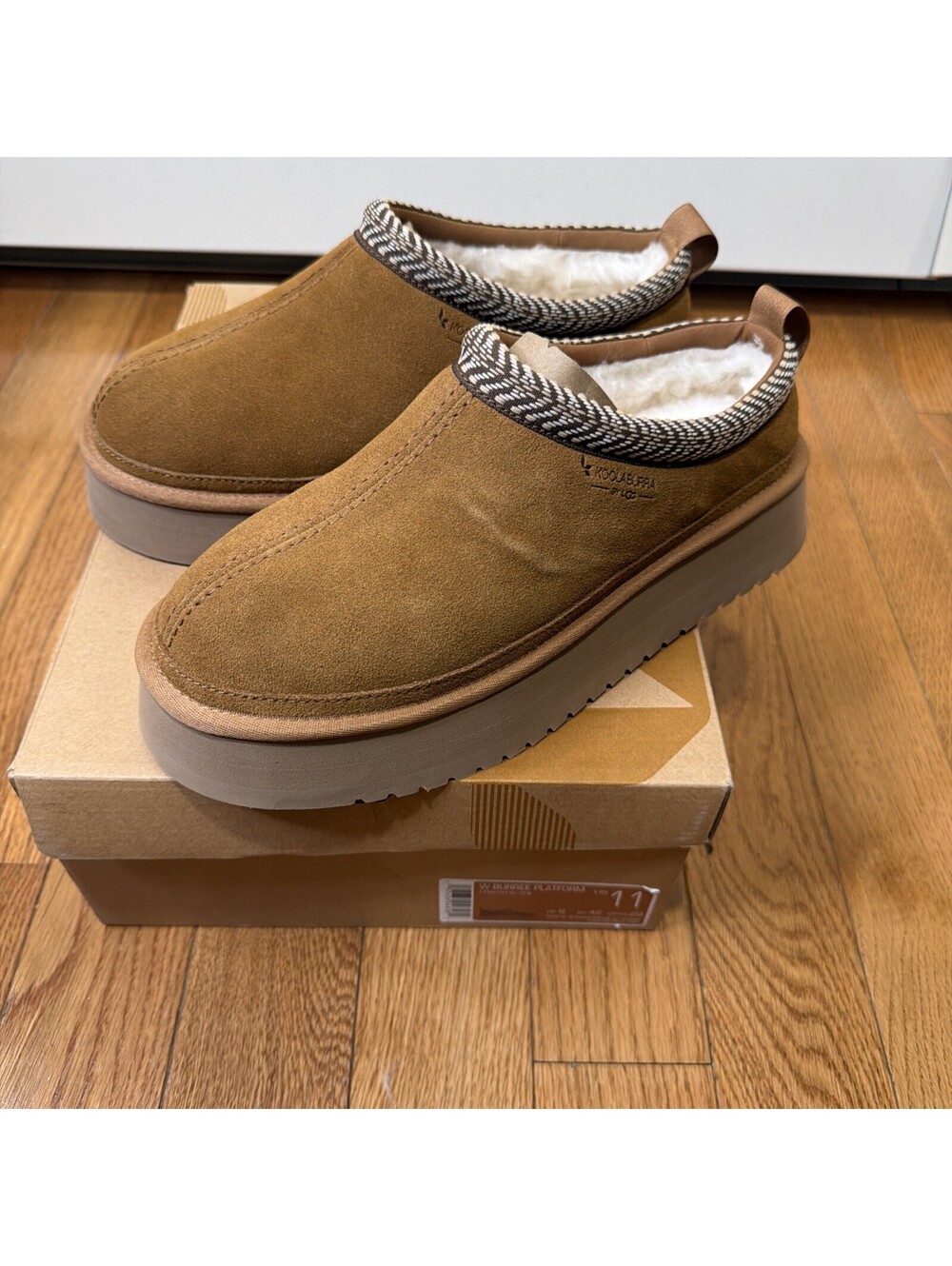 Size 11 US Women’s Koolaburra by UGG W Burree Platform Chestnut ( 2 LEFT SHOES)